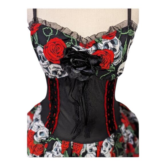 Lip Service sugar skull dia Skull & Rose dress Goth & Punk dress size XS - Picture 3 of 15